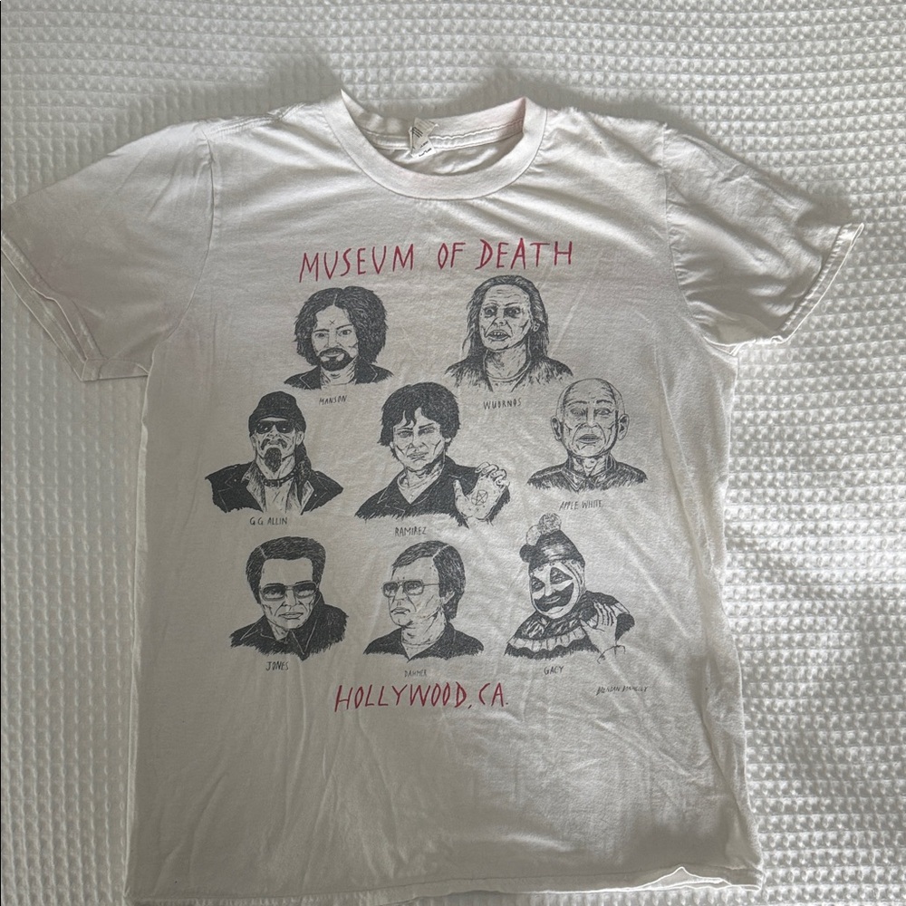 Museum of Death - Serial Killers Graphic T-Shirt